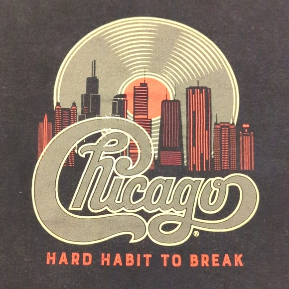 Gildan Other - Chicago Tour 2023 graphic tee